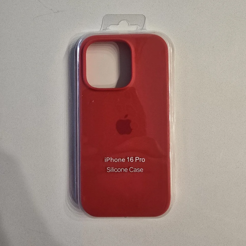 iPhone Silicon Cases 16, 16 Plus , 16 Pro, 16 Pro Max, Apple, Cellphone Case